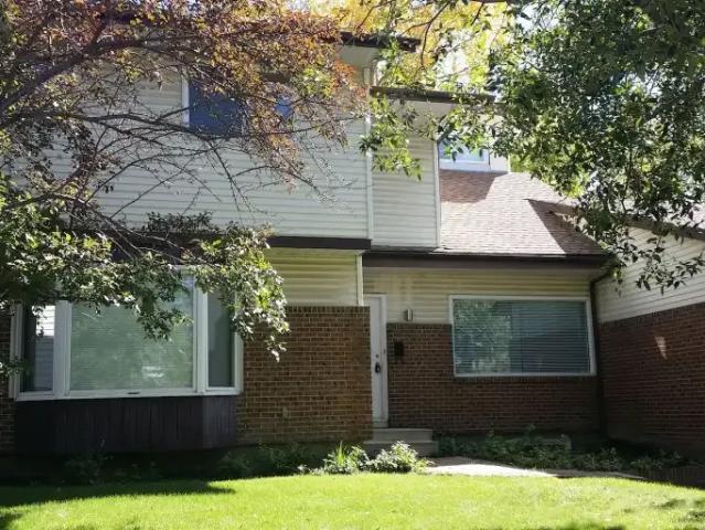 6 Bedroom House Calgary AB 104535541