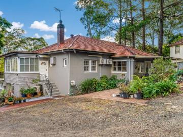 6 Bedroom House Beecroft NSW 102439555