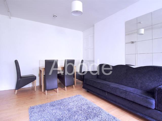 6 Bedroom House for rent at Chestnut Avenue, Hyde Park, Leeds