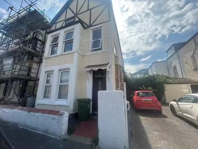 6 bedroom house for rent in North Road, West Kirby, CH48
