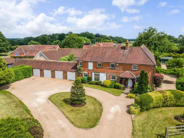 6 bedroom house for sale