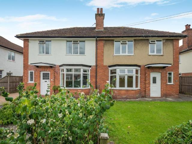 6 bedroom house for sale