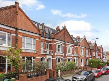 6 bedroom house for sale