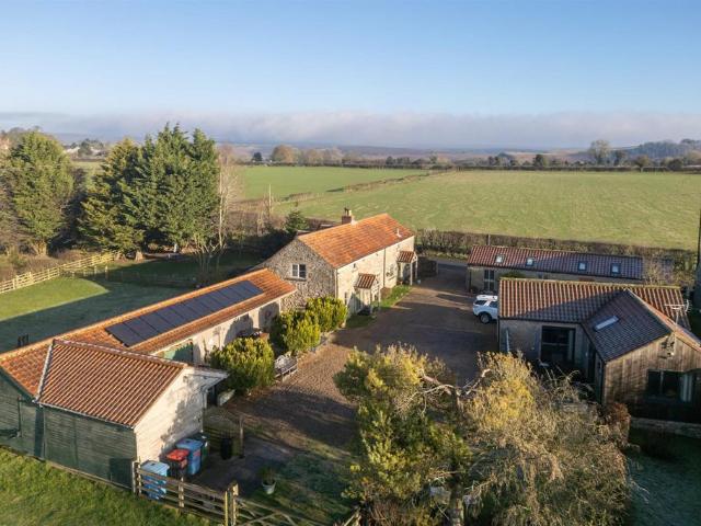 6 bedroom house for sale