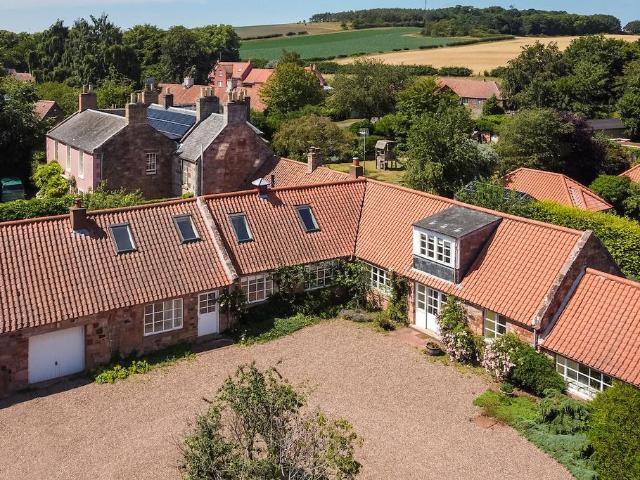 6 bedroom house for sale
