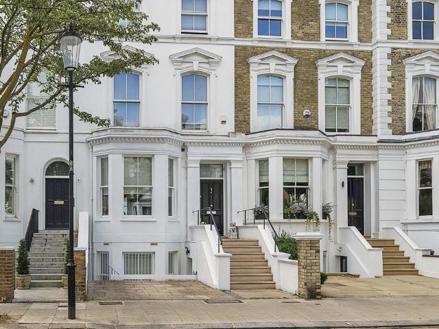 6 bedroom house for sale