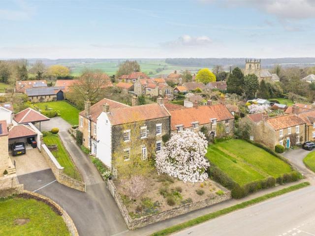 6 bedroom house for sale