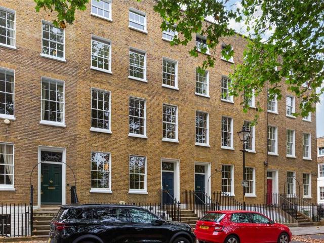 6 bedroom house for sale