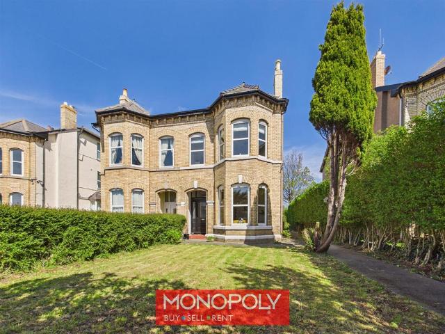 6 bedroom semi detached house for sale