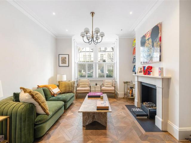6 bedroom house for sale