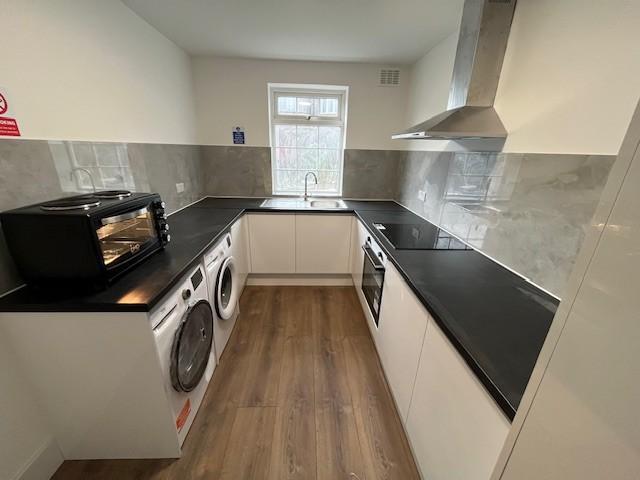 6 bedroom house for sale