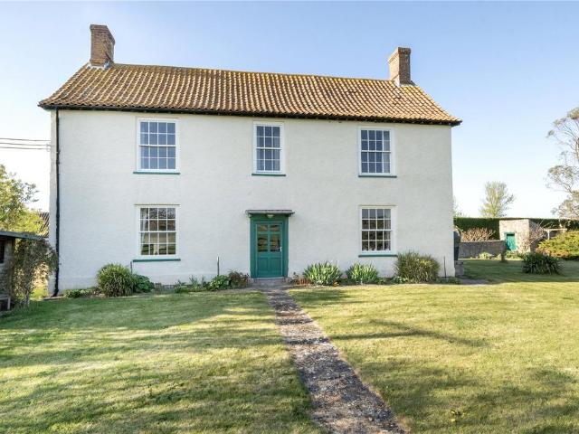 6 bedroom house for sale