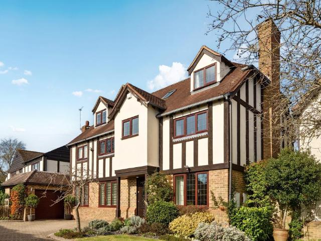 5 bedroom house for sale