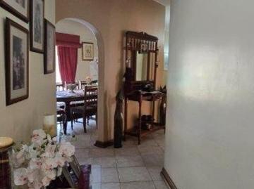 6 Bedroom House For Sale in Amandasig