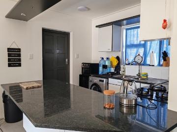 6 Bedroom House For Sale in Beachfront