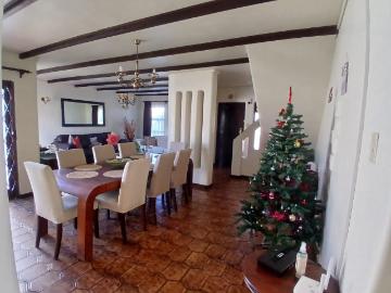 6 Bedroom House For Sale in Grassy Park