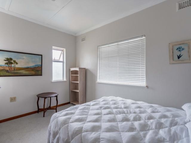 6 Bedroom House For Sale in Durban North