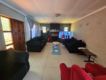 6 Bedroom House For Sale in Klopperpark