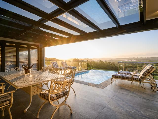 6 Bedroom House For Sale in Kragga Kamma