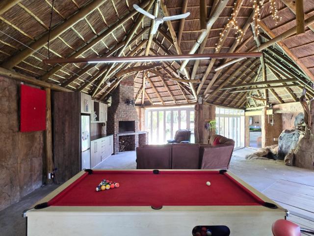 6 Bedroom House For Sale in Haven Hills