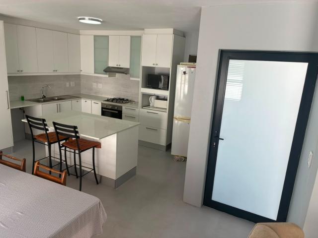 6 Bedroom House For Sale in Jacobsbaai