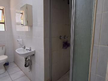 6 Bedroom House For Sale in Oslo Beach