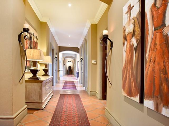 6 Bedroom House For Sale in Mooikloof Equestrian Estate