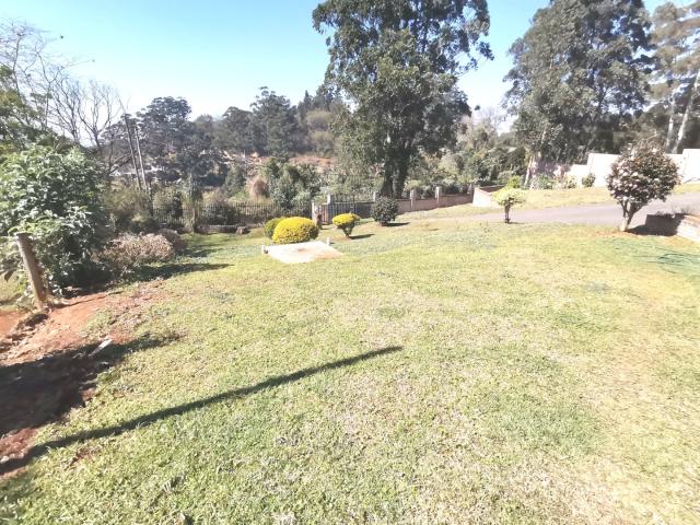 6 Bedroom House For Sale in Sweetwaters