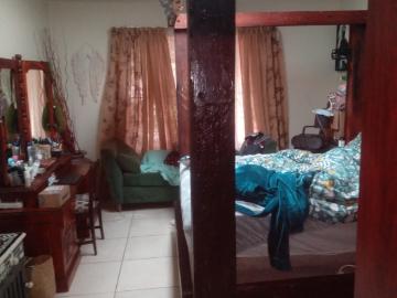 6 Bedroom House For Sale in Primrose