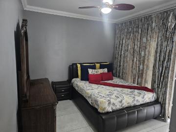 6 Bedroom House For Sale in Protea Park