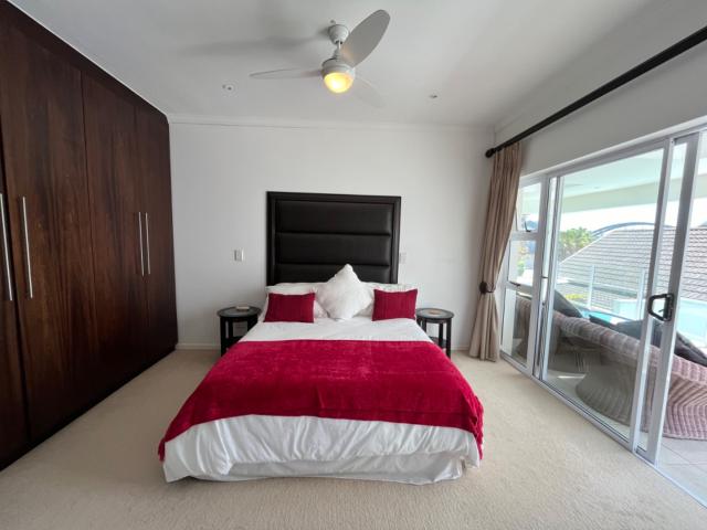 6 Bedroom House For Sale in Royal Alfred Marina