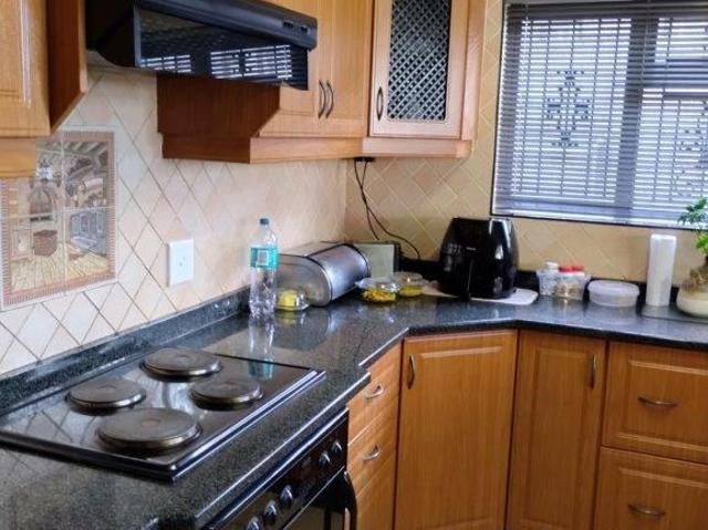 6 Bedroom House For Sale in Westville