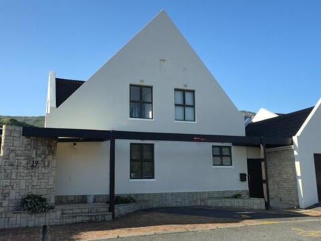 6 Bedroom House Fish Hoek Western Cape 105437795