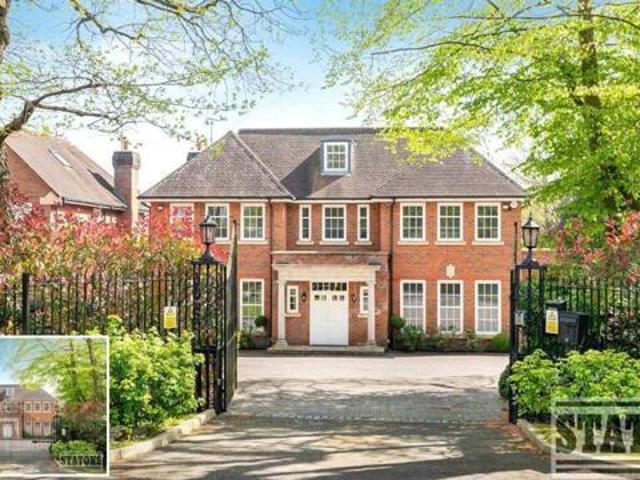 6 Bedroom House Hadley Wood Greater London 101678659