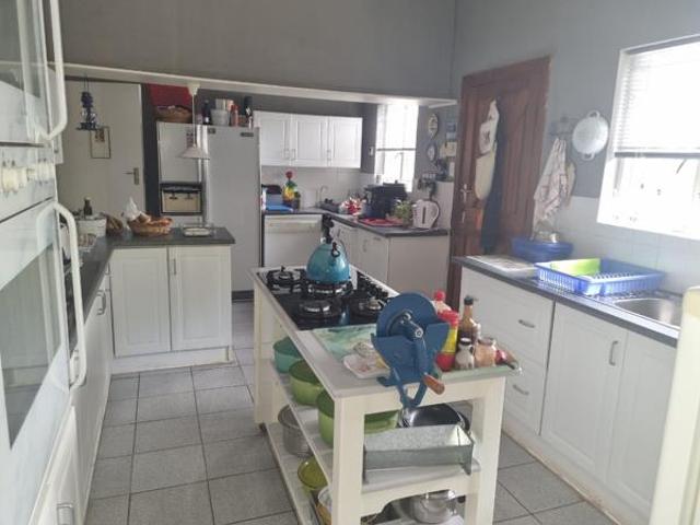 6 Bedroom House in Cradock Nxuba