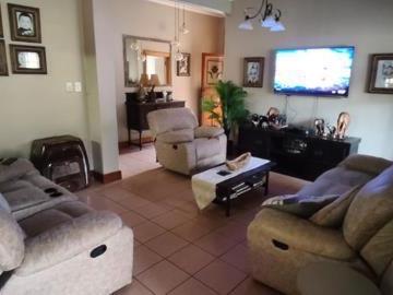 6 Bedroom House in Benoni West