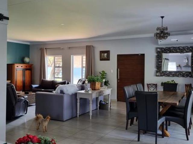 6 Bedroom House in Kathu