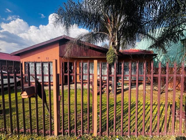 6 Bedroom House in Krugersdorp West
