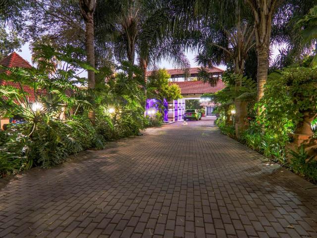 6 Bedroom House in Lyttelton Manor