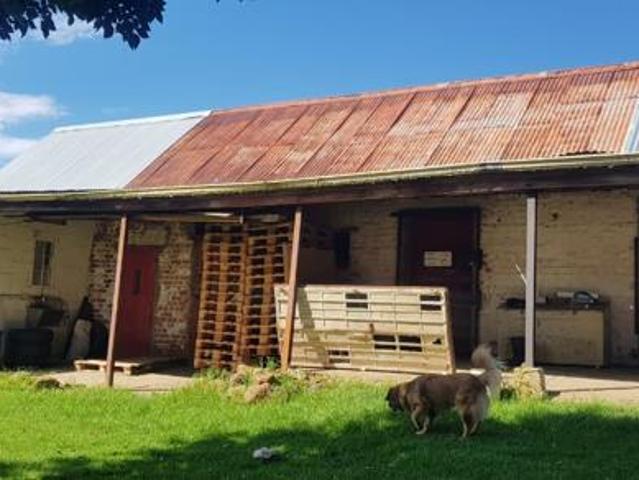 6 Bedroom House in Mooi River