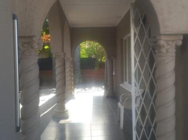 6 Bedroom House in South Ridge