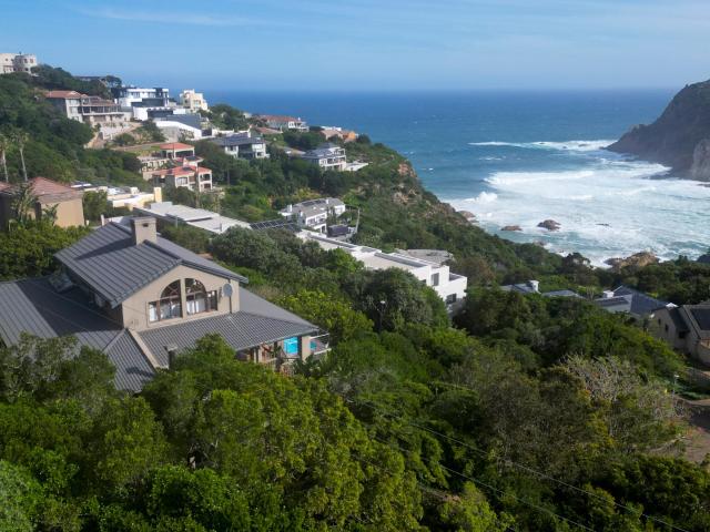 6 Bedroom House in The Heads