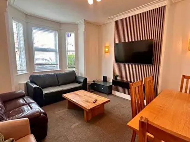 6 Bedroom House Of Multiple Occupation To Rent In Rushworth Avenue, Nottingham, NG2