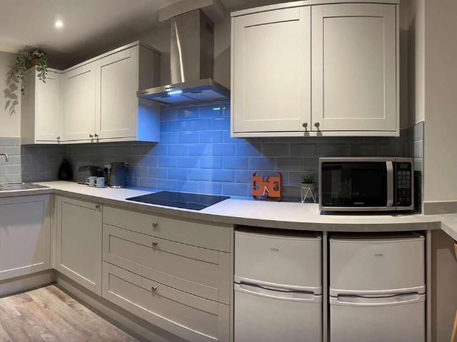 6 bedroom house of multiple occupation to rent