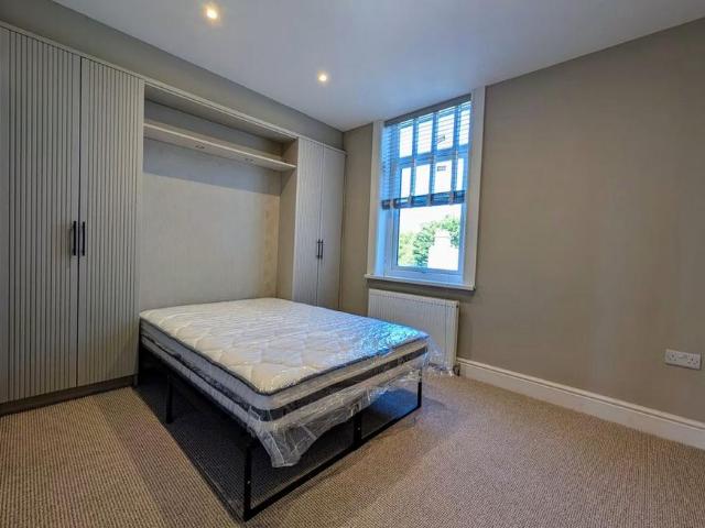 6 bedroom house of multiple occupation to rent