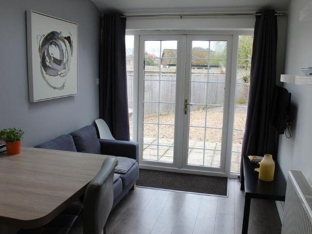 6 bedroom house of multiple occupation to rent