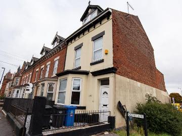 6 bedroom house of multiple occupation for sale
