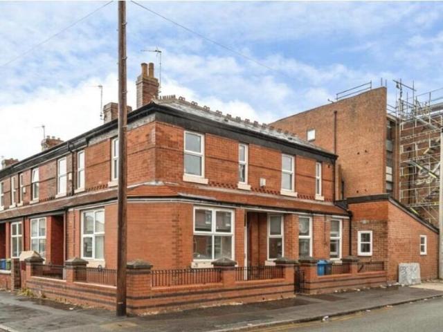 6 bedroom house of multiple occupation for sale
