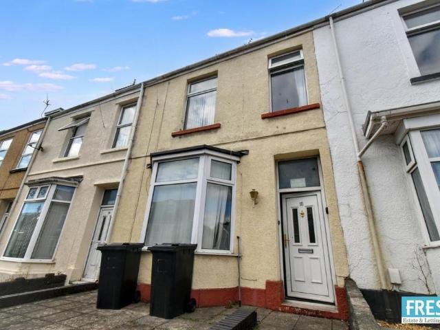 6 bedroom house of multiple occupation for sale