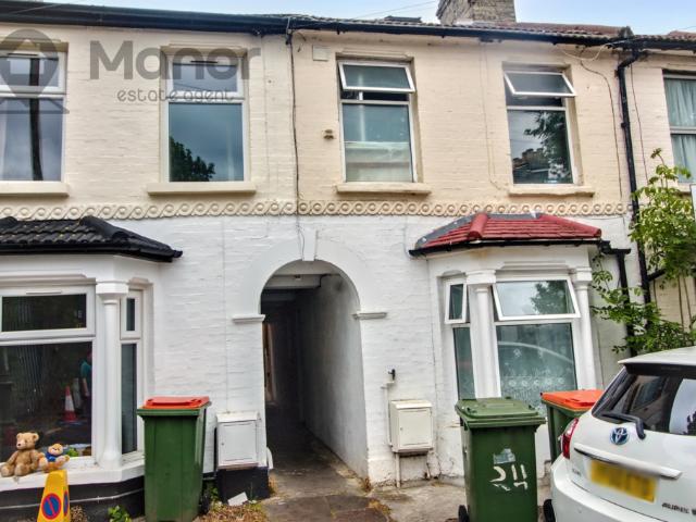 6 bedroom house of multiple occupation for sale